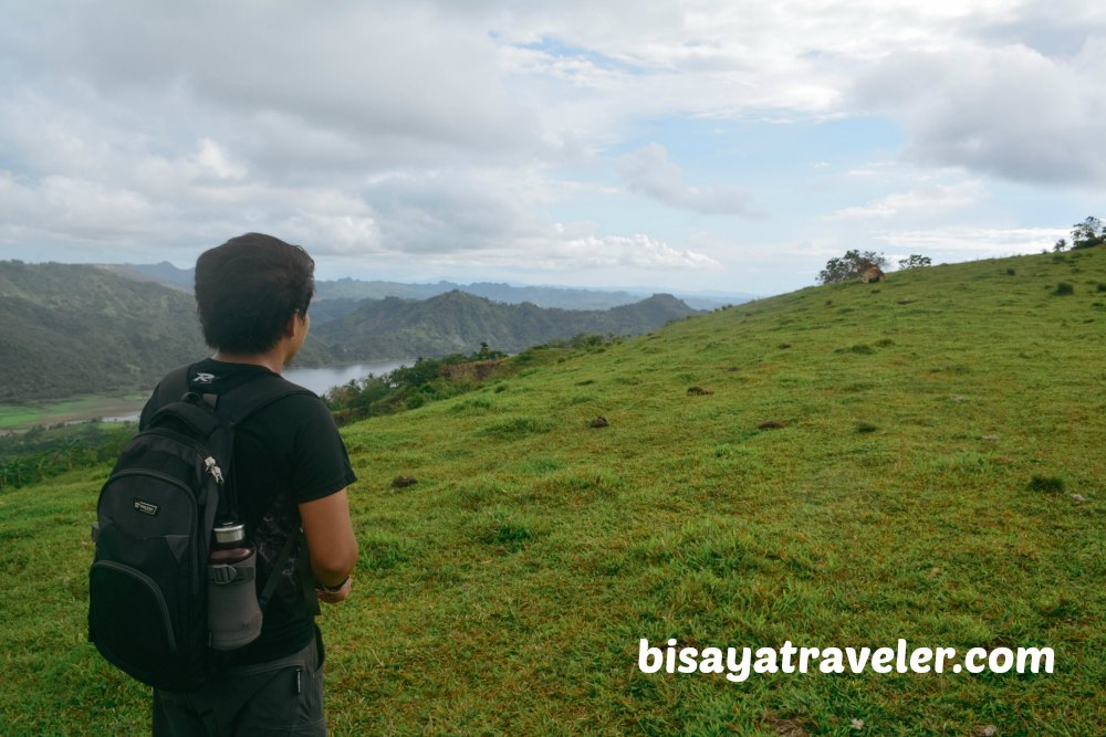 Mount Tagaytay: A Picture-Perfect Peak With Awe-Inspiring Panoramas