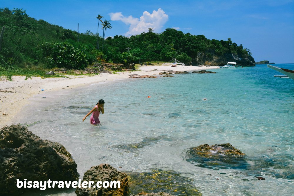 Carnaza Island: A Day Trip In Daanbantayan’s Island Paradise