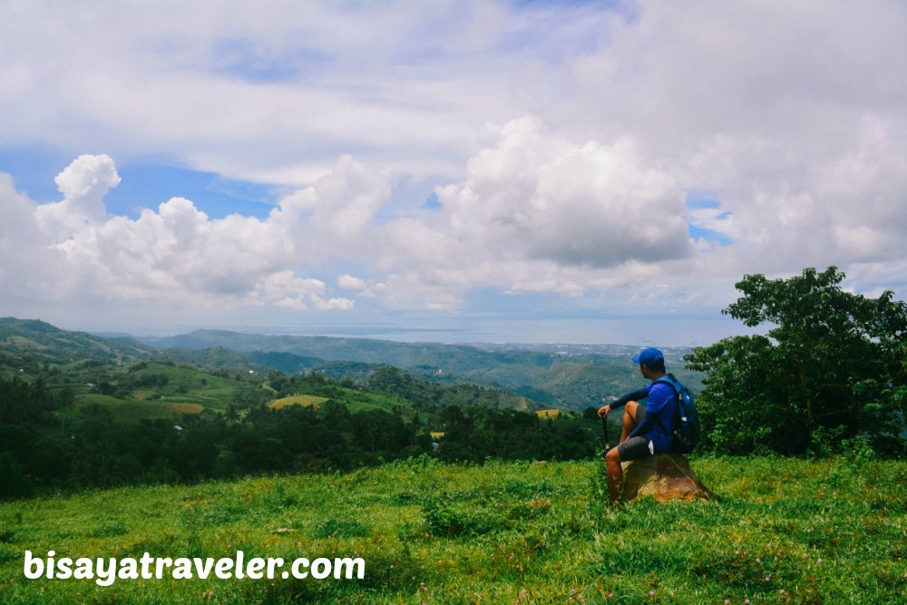 Mount Kalbasaan: Hiking A Scenic Yet Overlooked Trail In Cebu