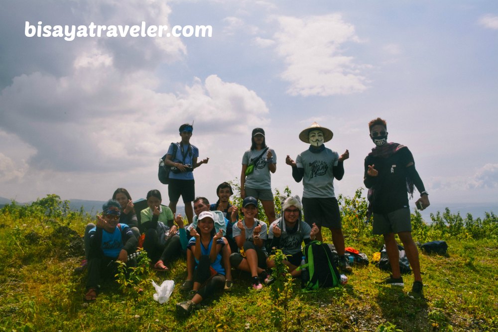 Pangilatan Peak: An Untouched Summit With 360-Degree Panoramas