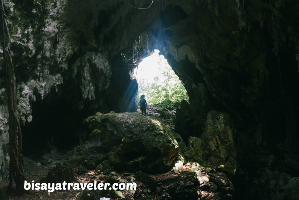 Laposlapos Cave: Venturing Into Carcar’s Magnificent Caverns