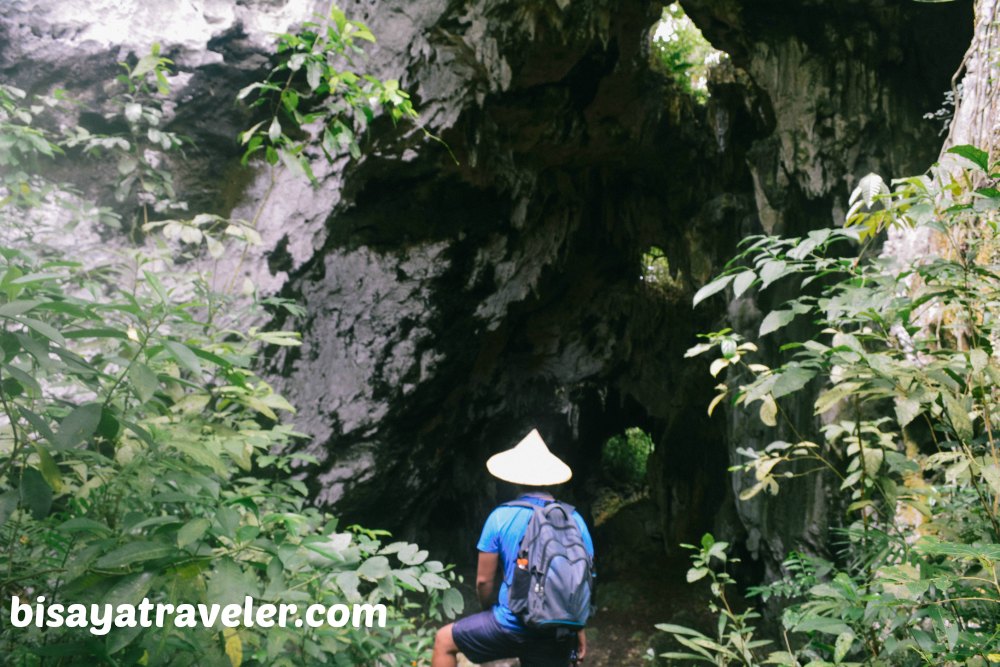 Laposlapos Cave: Venturing Into Carcar’s Magnificent Caverns