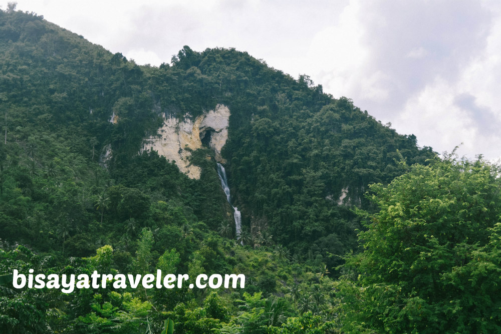 Hidden Valley Pinamungajan: Imperfect, Yet Full Of Life And Colors