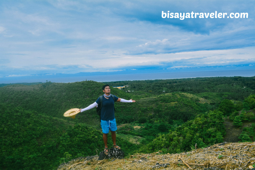 Busagak Falls: Pinamungajan, Cebu’s Refreshing And Irresistible Cascade