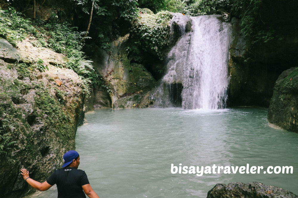 Busagak Falls: Pinamungajan, Cebu’s Refreshing And Irresistible Cascade