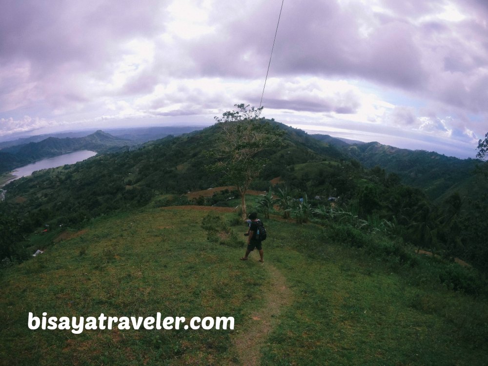 Mount Tagaytay: A Picture-Perfect Peak With Awe-Inspiring Panoramas