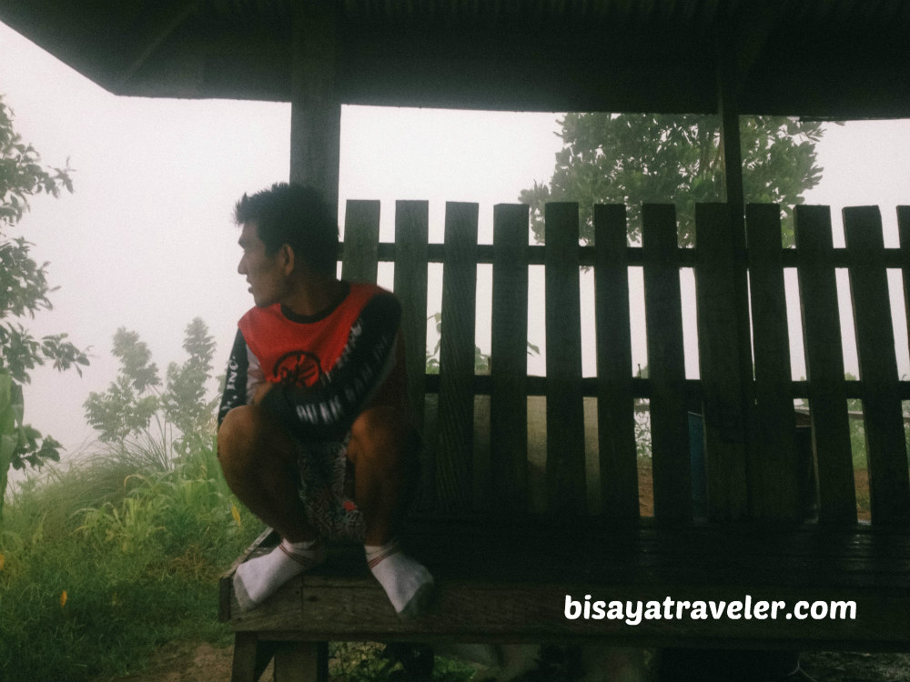 Binabaje Hills, Bohol: Soaking Up Alicia’s Strikingly Surreal Beauty 