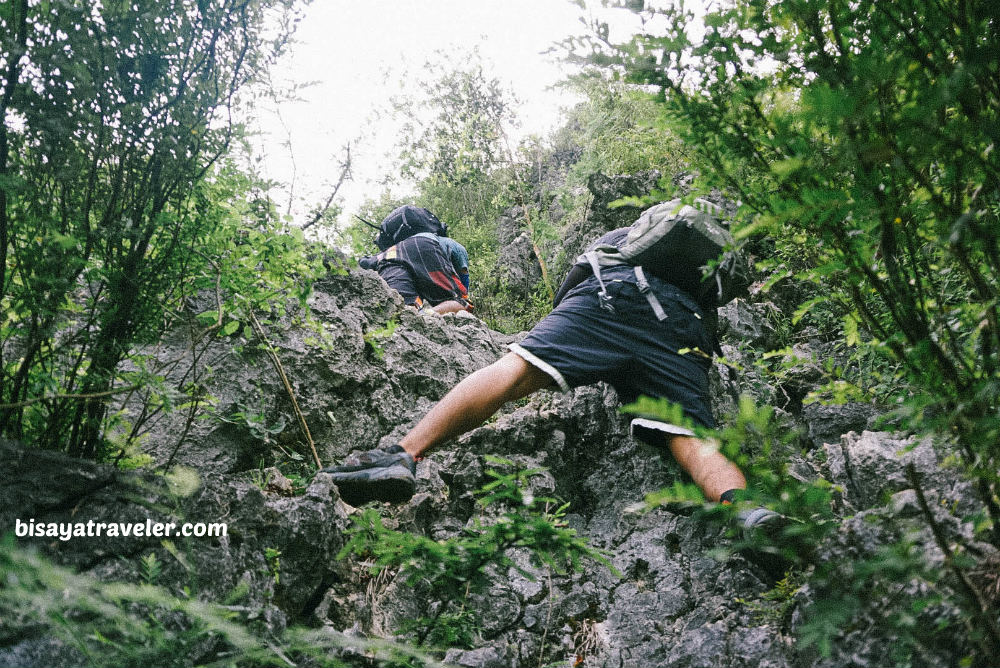 Mayana Peak And Batogag Banog: An Intrepid Hiker’s Utopia