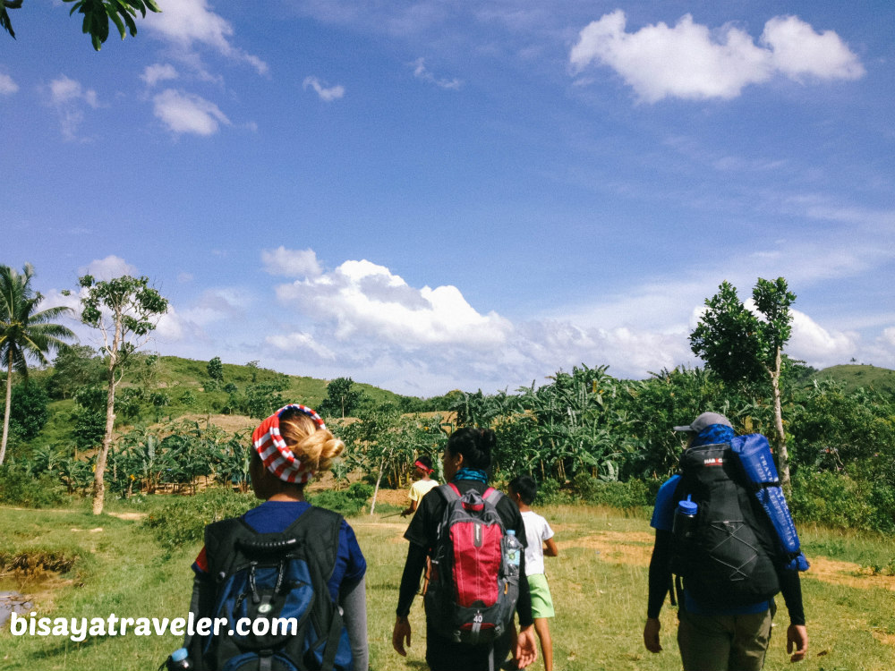 Mayana Peak And Batogag Banog: An Intrepid Hiker’s Utopia