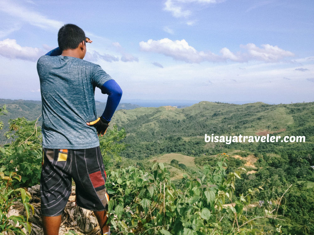 Mayana Peak And Batogag Banog: An Intrepid Hiker’s Utopia