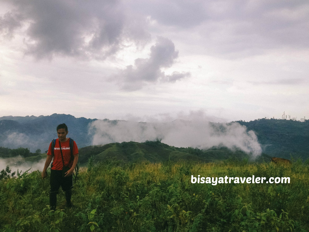 Toong To Calbasaan Traverse: The Perks Of Being A Curios Adventurer 