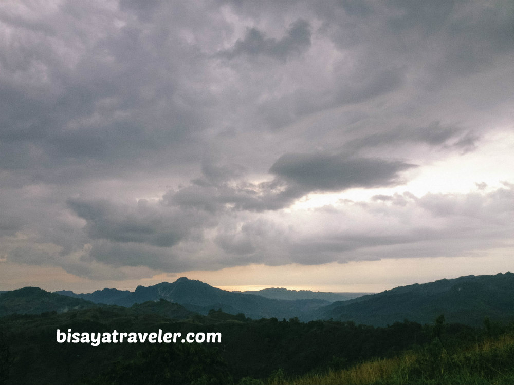 Toong To Calbasaan Traverse: The Perks Of Being A Curios Adventurer 