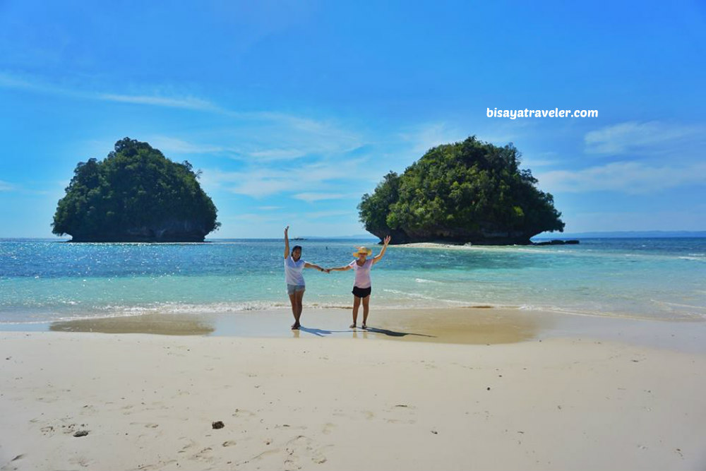 Britania Islands, Surigao: Resisting The Tempting Shades Of Blue 