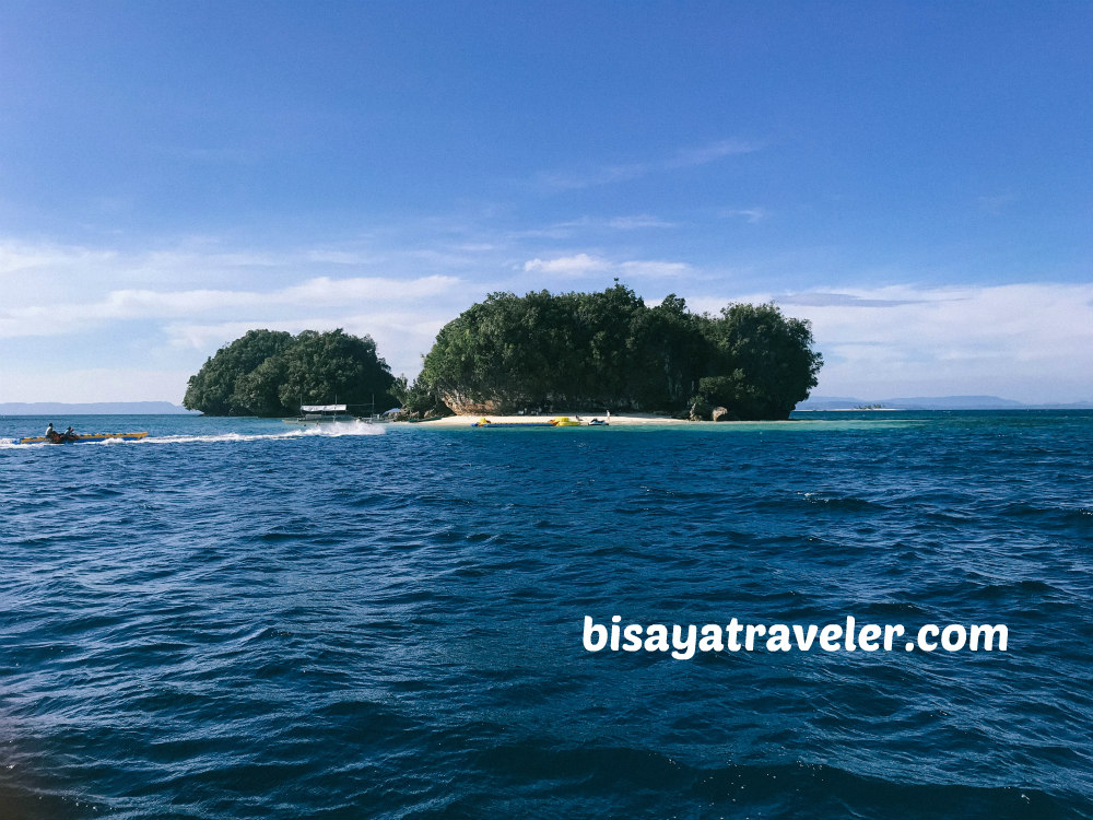 Britania Islands, Surigao: Resisting The Tempting Shades Of Blue 