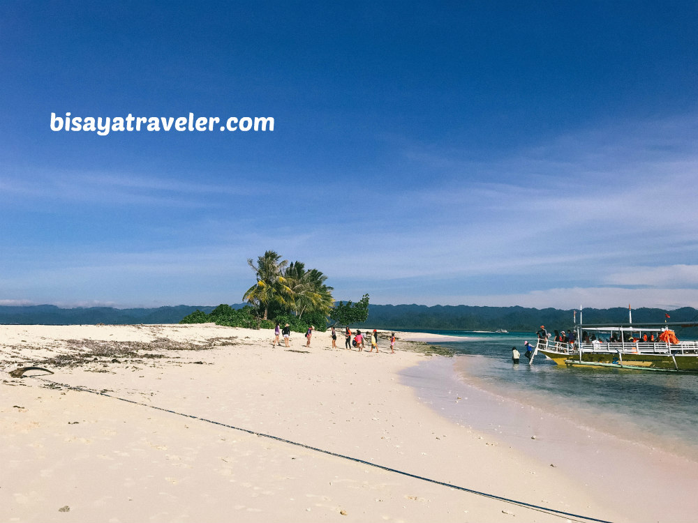 Britania Islands, Surigao: Resisting The Tempting Shades Of Blue 