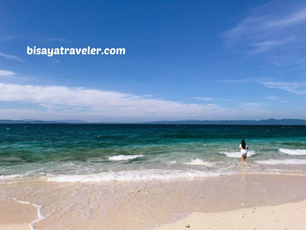 Britania Islands, Surigao: Resisting The Tempting Shades Of Blue 