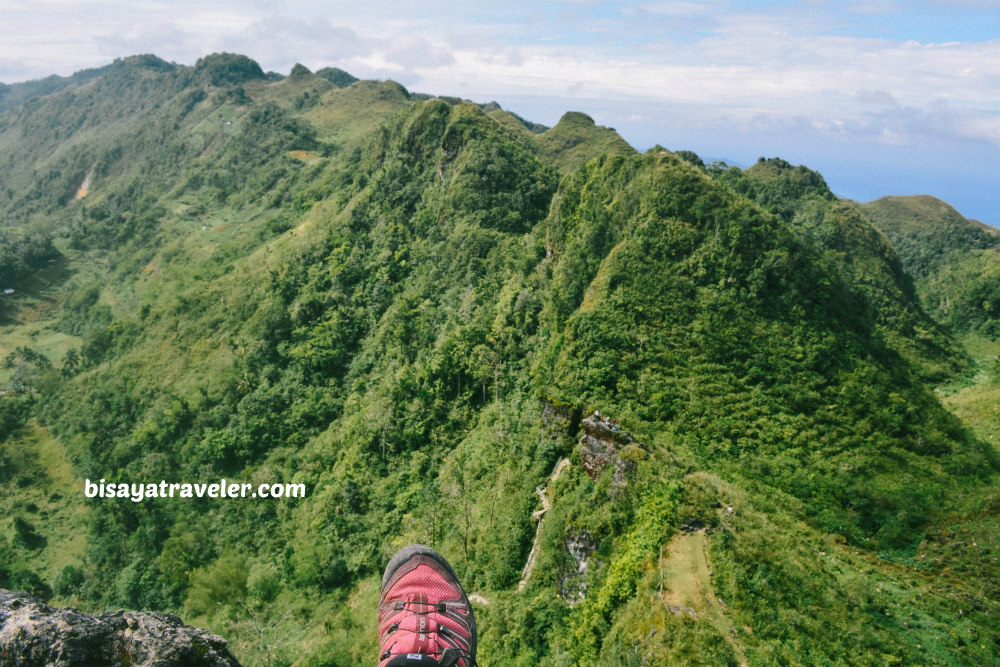 The Picture-Perfect 8-hour Kandungaw To Lugsangan Peak Traverse