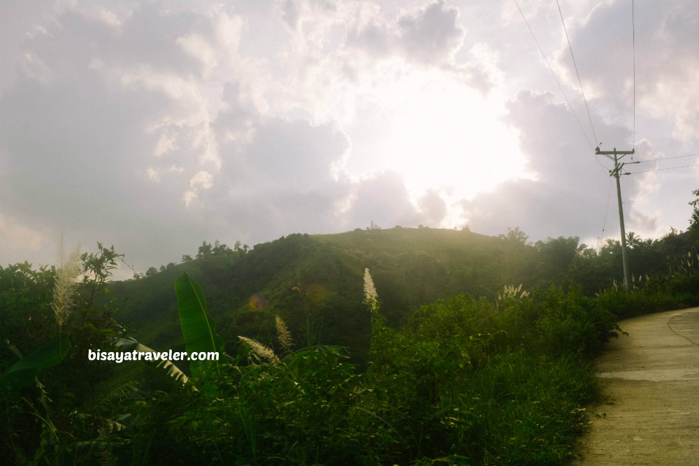 A road leading to Manayon's Peak